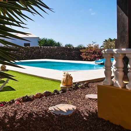 Vistamalpei Semesterbostad Cotillo